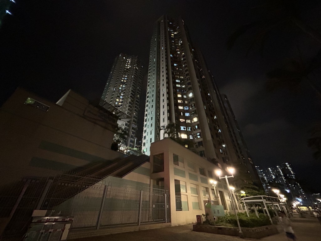 事發於青衣長環街11號一單位。 事發於青衣長環街11號一單位。