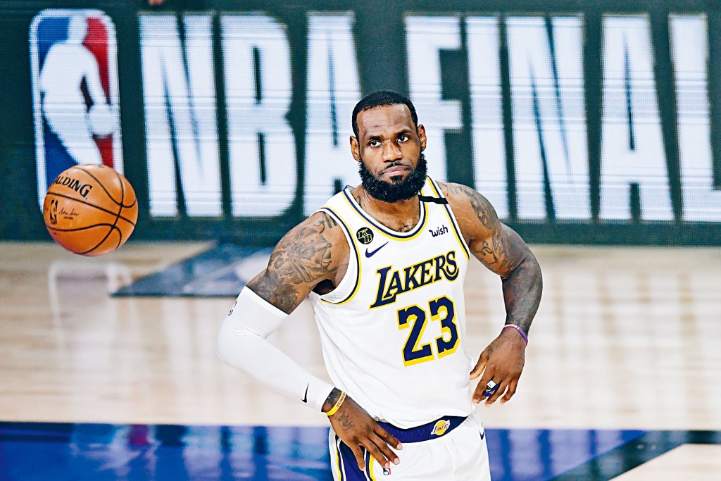 NBA的劳资协议将于十二月十五日终止，若谈不拢便有可能出现休季。
　　