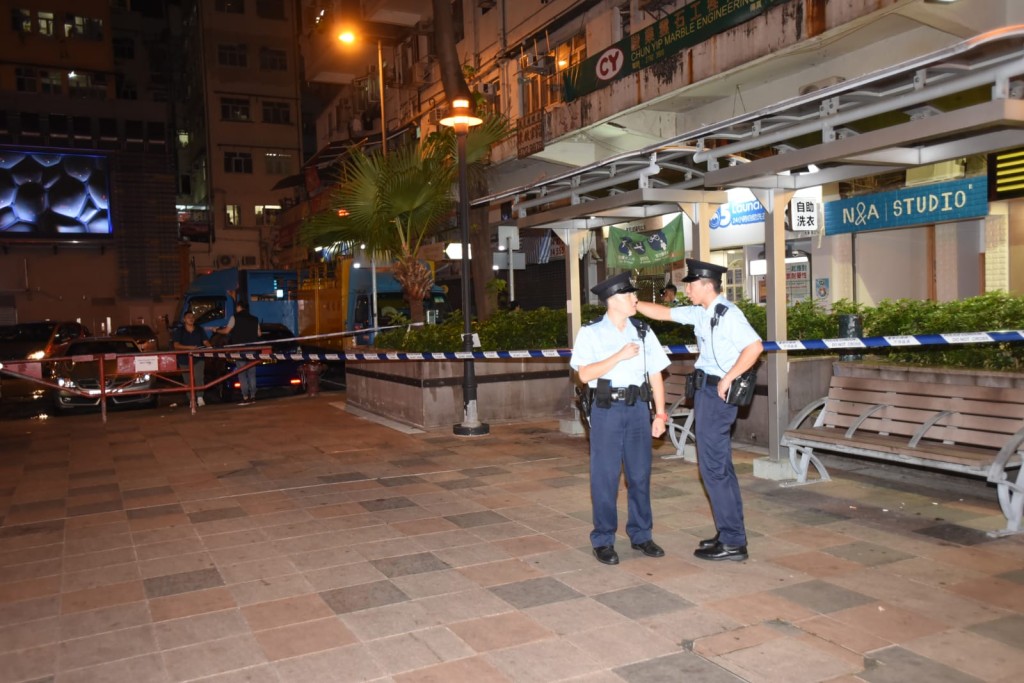 警員封鎖現場調查
