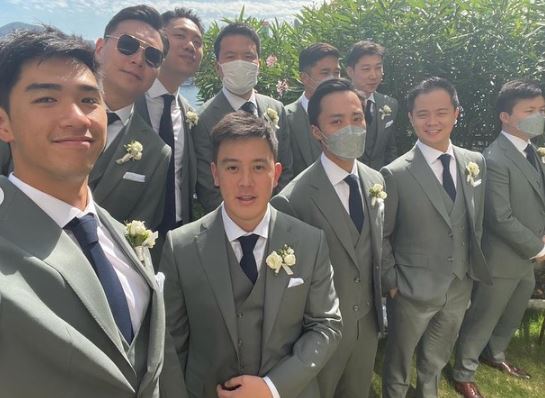 胡智同（左一）跟一眾兄弟團合照。