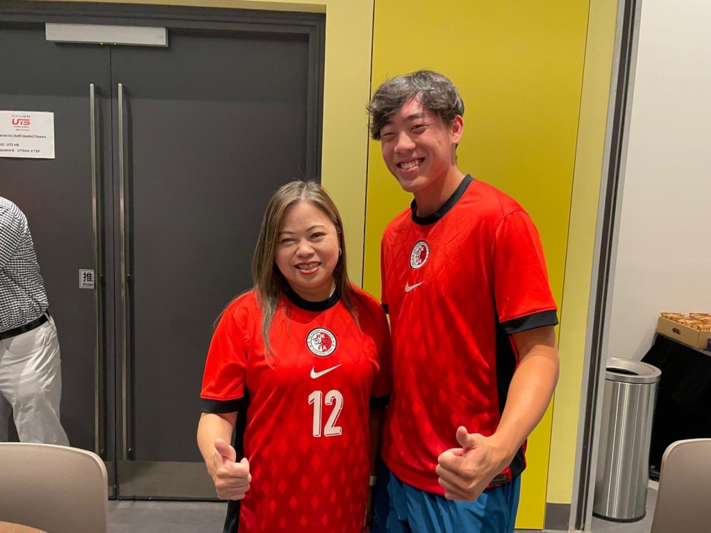 羅淑佩與香港網球一哥黃澤林(Coleman)合照。羅淑佩fb 羅淑佩與香港網球一哥黃澤林(Coleman)合照。羅淑佩fb