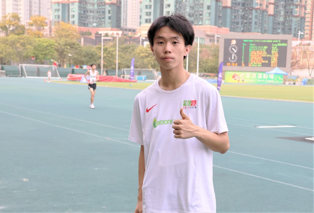 年僅15歲的曾煜培也於男子跳遠以7米21平香港U18紀錄。陸永鴻攝
