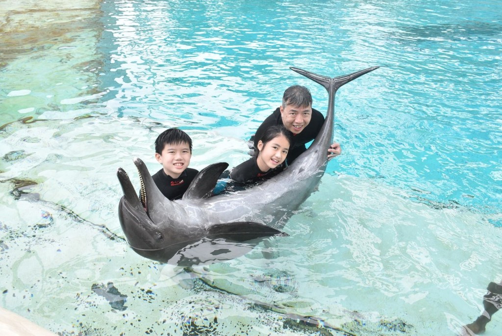 雖然子女已漸漸長大,但他至今仍堅持一家人每年去兩次海外旅行,藉此鞏固親子關係。(圖片由受訪者提供) 雖然子女已漸漸長大,但他至今仍堅持一家人每年去兩次海外旅行,藉此鞏固親子關係。(圖片由受訪者提供)