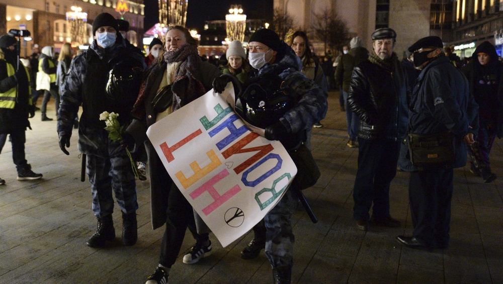 俄羅斯多地爆發反戰示威。AP圖