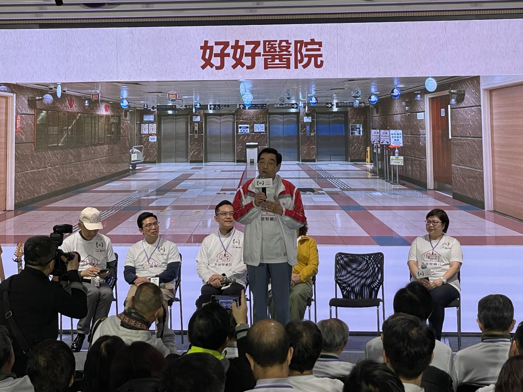 范鸿龄指，医管局会全面检讨配药制度。萧博禧摄