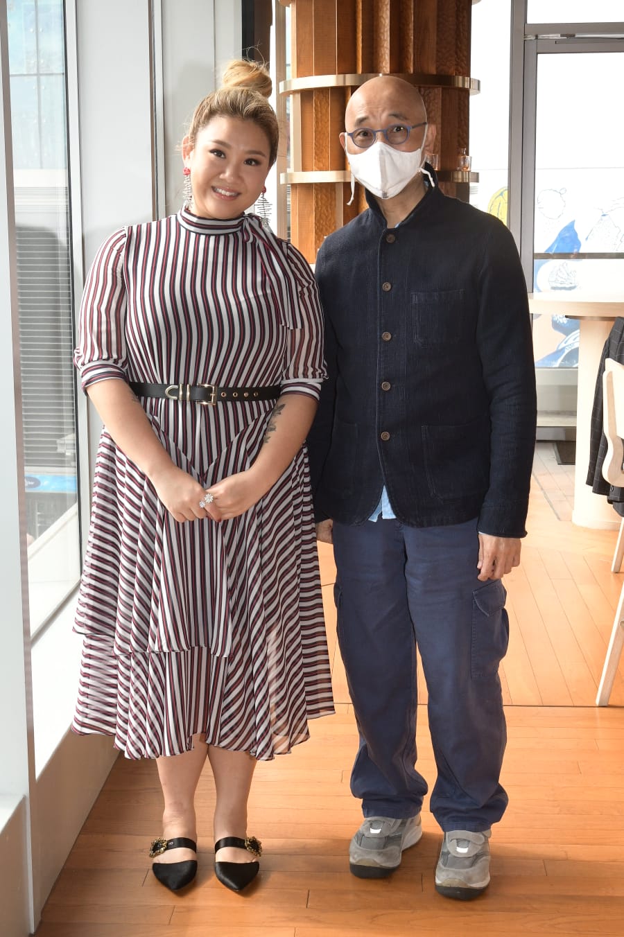 盧冠廷、鄭欣宜在活動中聚頭。