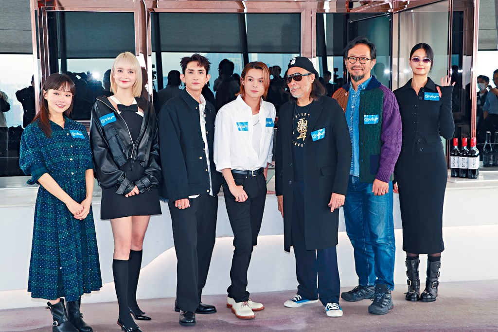 邱傲然（中）、楊樂文（左三）、夏韶聲（右三）等亮相《存酒人》記者會。