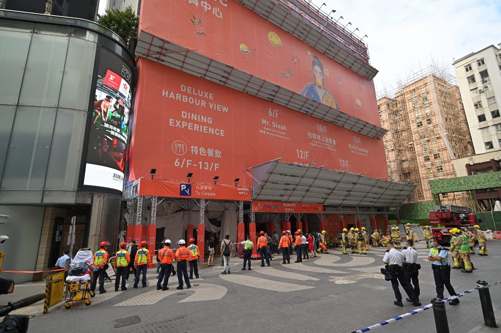 銅鑼灣世貿中心中午發生三級火。