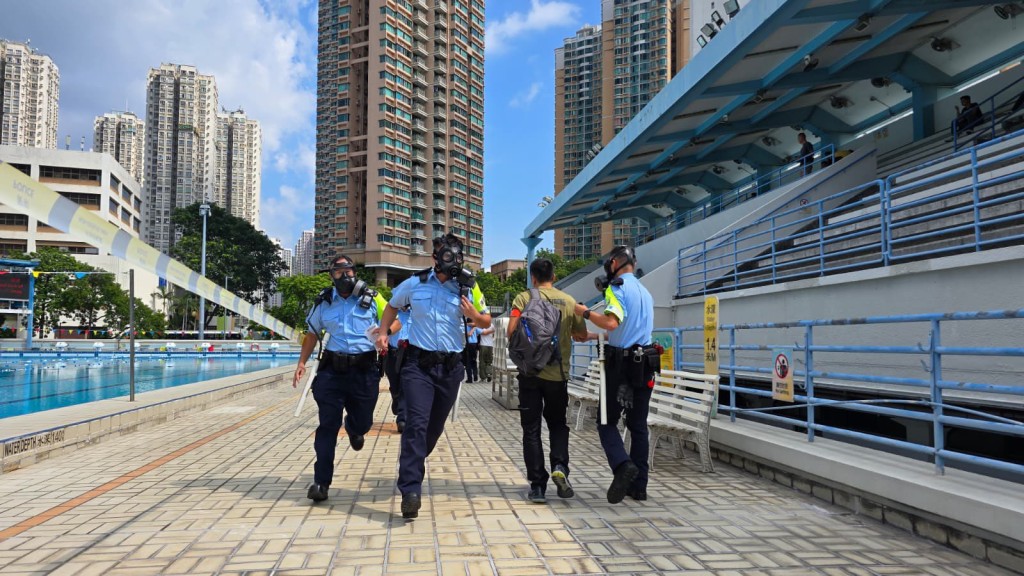 演習在屯門元朗多地舉行,模擬發生一連串事故。警方FB 演習在屯門元朗多地舉行,模擬發生一連串事故。警方FB