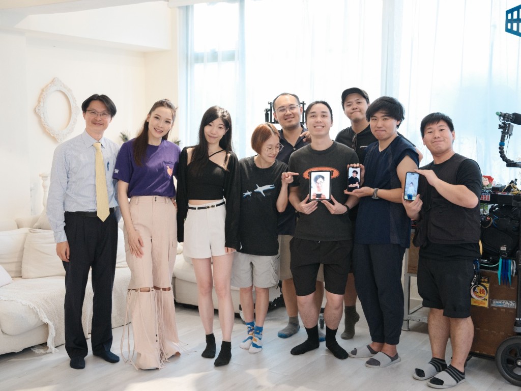 Ali跟团队上下打成一片。