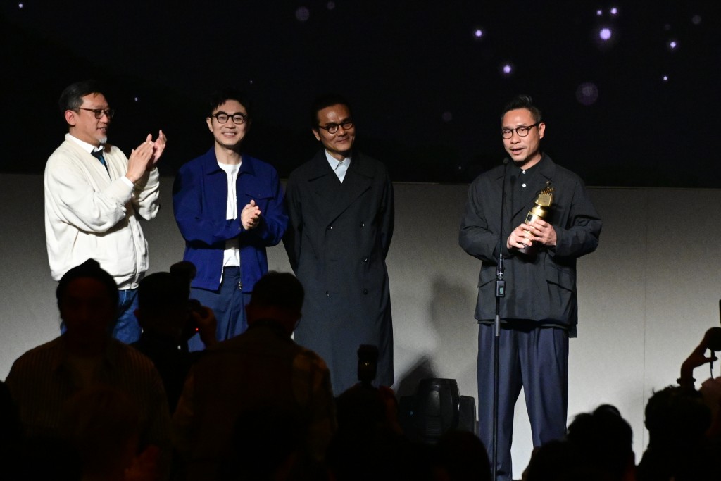 李子俊（右）执导电影《第八嫌疑人》夺得「执委会特别奖」。