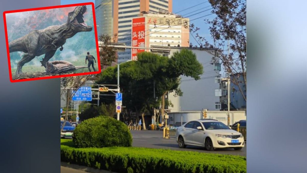 濟南街頭出現一棵外形似暴龍的恐龍樹。抖音/《侏羅紀公園》劇照