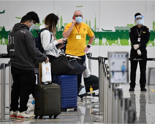 港府列明中國以外地區入境者須強制檢疫21日。資料圖片