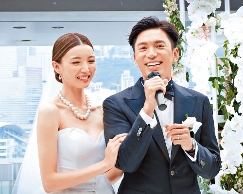 ■薛世恒冧讚太太是完美女人，能配合到自己的古怪性格。