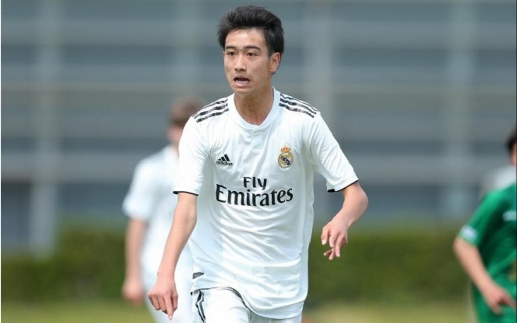 中井卓大今年成为皇马U19一员，其出色盘扭能力获日本球迷寄予厚望。网上图片