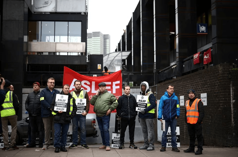 英国火车司机工会（Aslef）旗下的伦敦地铁司机早前已宣布在3月15日罢工24小时。路透社