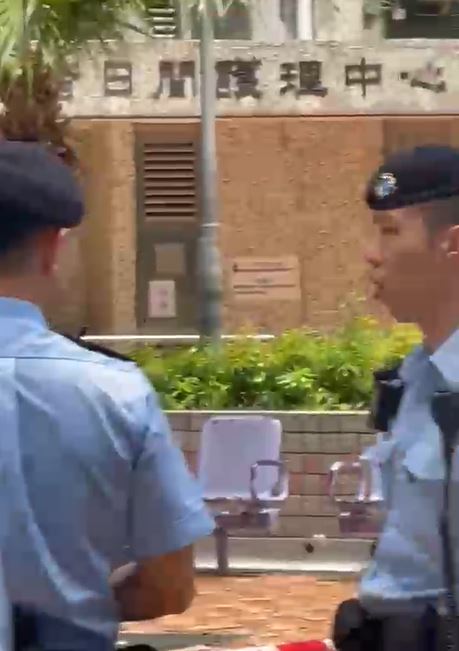 警員到場調查。讀者彭先生提供