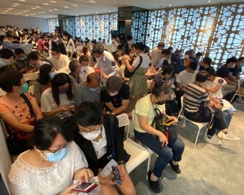 維港1號今開售  大手時段暫沽13伙。