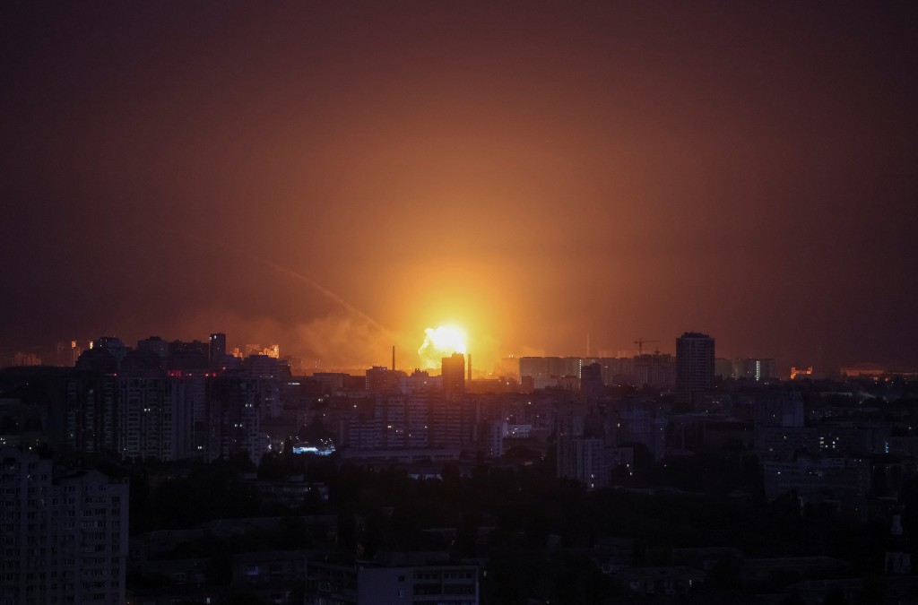 基辅市上空发生爆炸。（路透社）