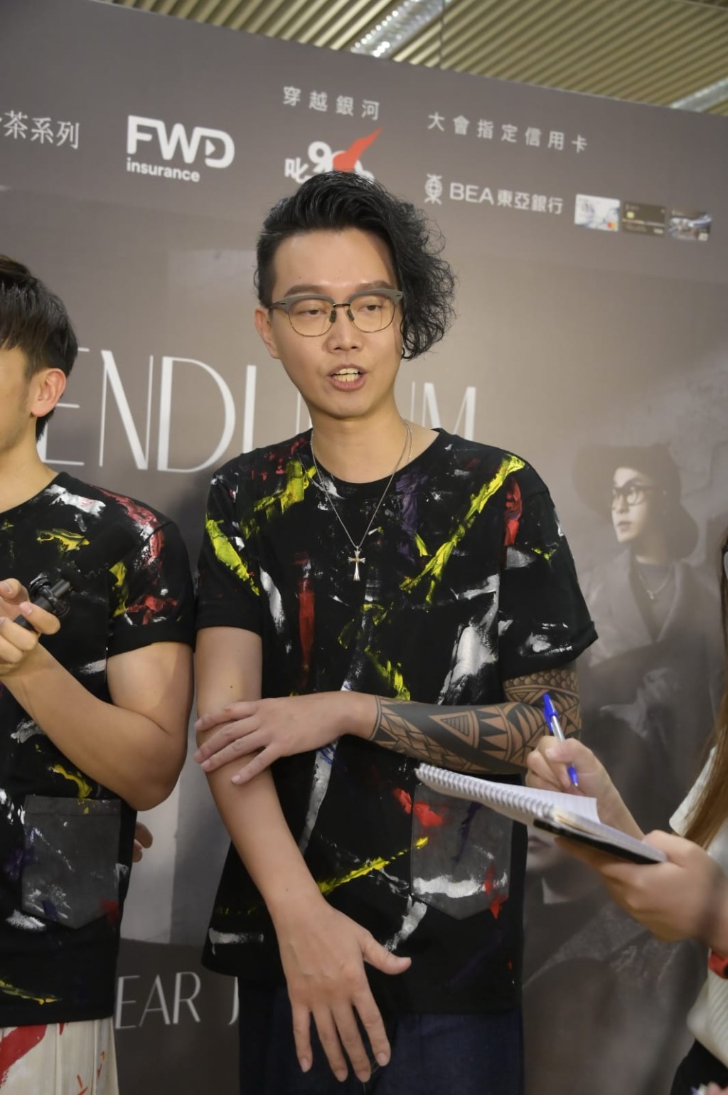 手部受傷的Jackal完騷後將會去看醫生接受治療。