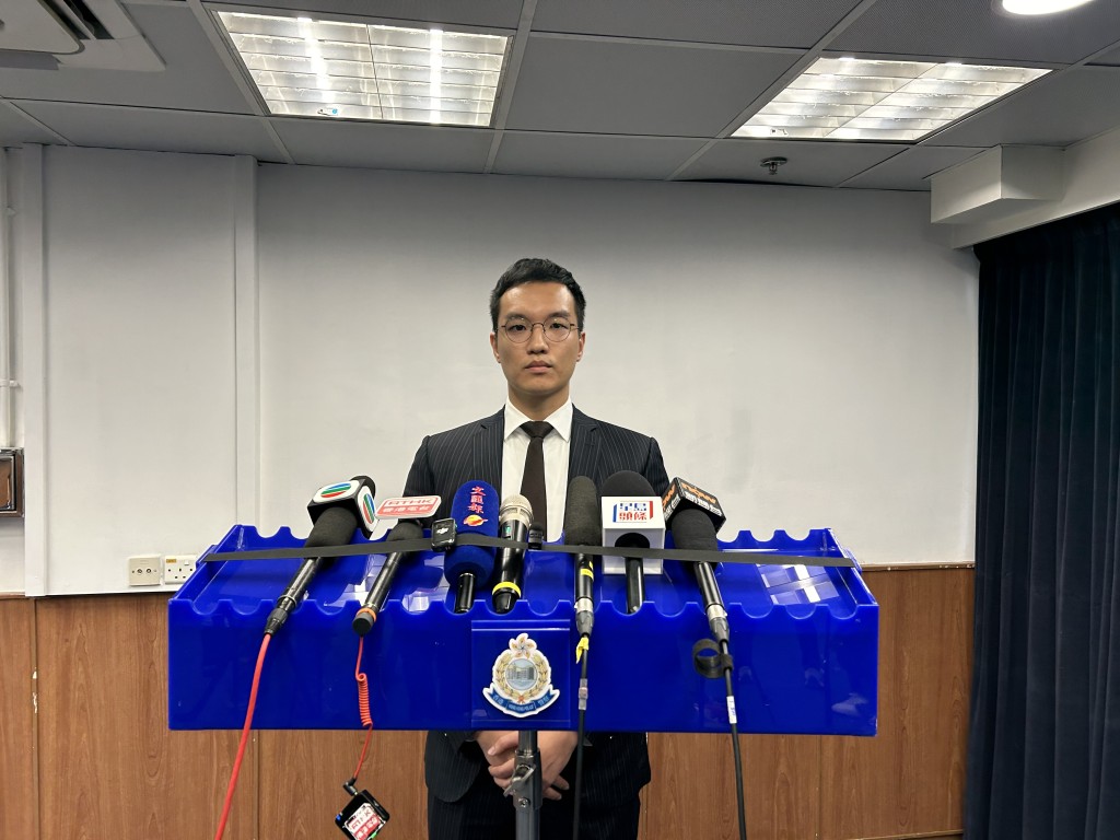 警方西九龍總區重案組第4A隊高級督察林家樂交代案情。 警方西九龍總區重案組第4A隊高級督察林家樂交代案情。