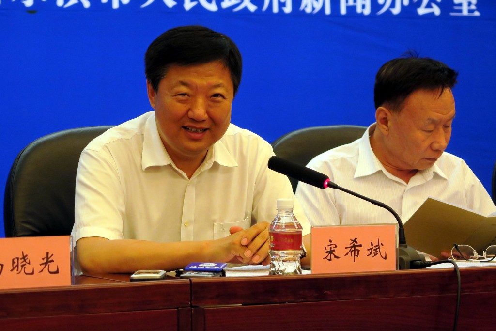 2016年，宋希斌时任哈尔滨市长。中央社资料图