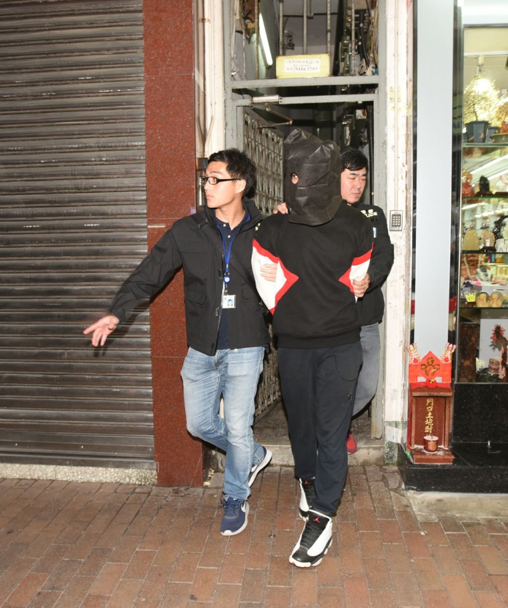 深水埗男子涉嫌多宗非禮被捕。