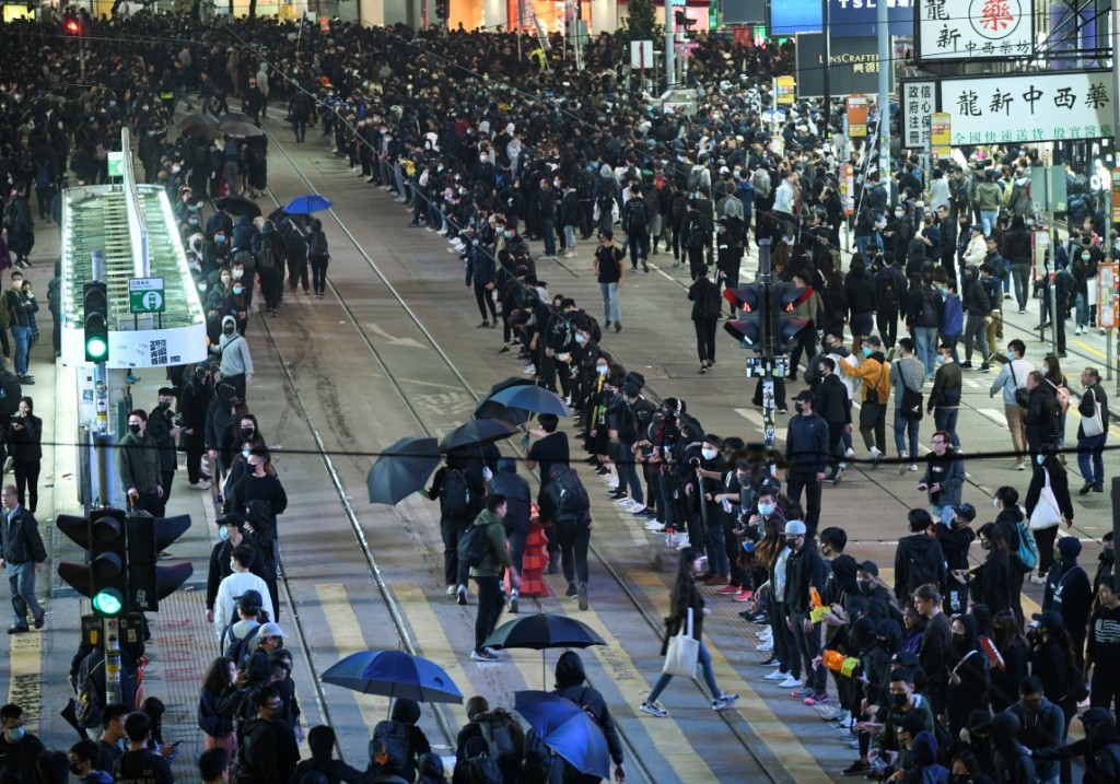 黑暴觸發《人民日報》介入港事。資料圖片