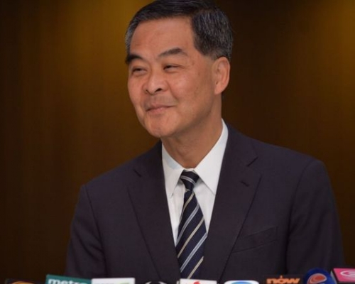 梁振英將於本月18日起離港休假,本月21日清晨回港。
