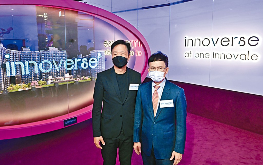 恒基林達民(右)表示,ONE INNOVALE-Cabanna入票逐步遞升,並於今日截票。