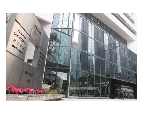 被告顏志軒今在區院承認4項入屋犯法罪,法官押至下月11日判刑。資料圖片