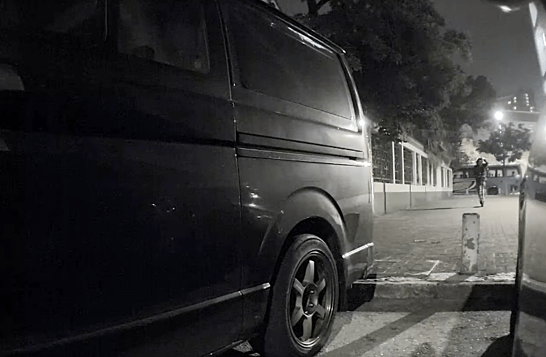 上月一輛客貨車在天水圍被偷去。fb：天水圍街坊鄰里