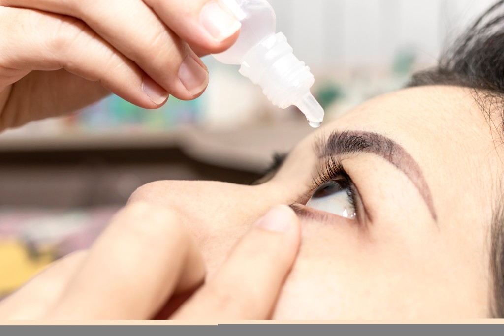 含類固醇的眼藥水會令眼壓上升，必須在醫生處方及監察下使用。