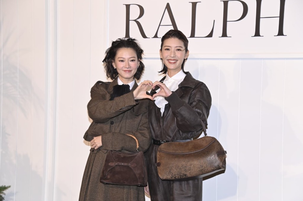 問到覺得古天樂和宋仲基二揀一,誰更靚仔?廖子妤搶答是古天樂,余香凝笑稱「唔夠你快添」。 問到覺得古天樂和宋仲基二揀一,誰更靚仔?廖子妤搶答是古天樂,余香凝笑稱「唔夠你快添」。