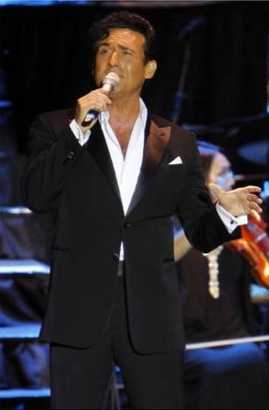 Carlos Marin不幸離世,終年53歲。