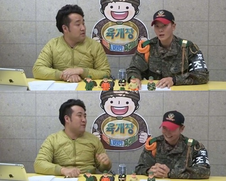 周元作客直播節目《陸軍故事》。