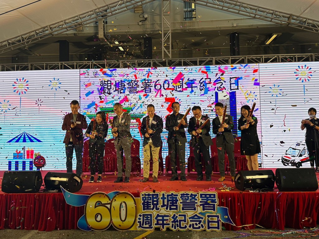 周一鳴等人擔任主禮嘉賓,一同寄語持續以青年工作為主要警民項目。 周一鳴等人擔任主禮嘉賓,一同寄語持續以青年工作為主要警民項目。