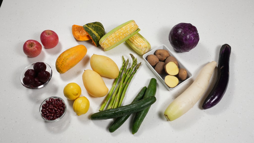 每一種不同顏色的蔬菜水果，都有它們獨特的植化素，而植化素可提升一些特定的健康狀態。