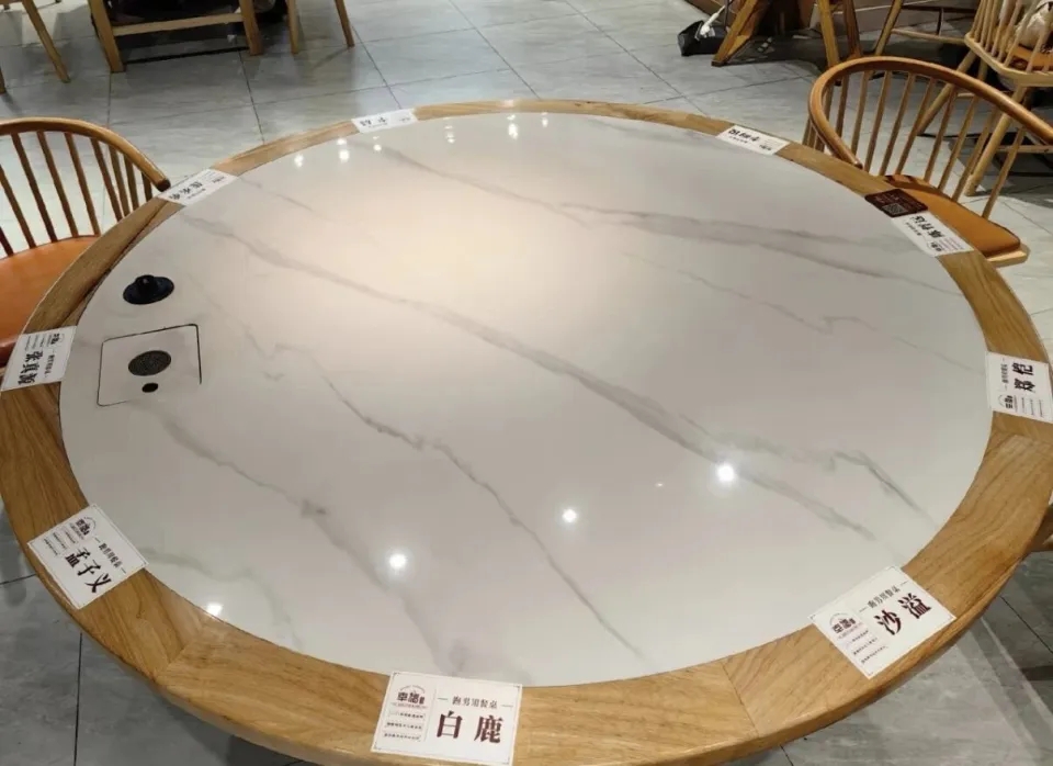 餐廳承認考慮不周已清場消毒。 餐廳承認考慮不周已清場消毒。