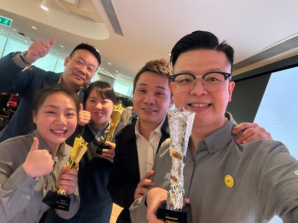 服務麥當勞20年的Sky贏得「年度場地系統專 家」銀獎。