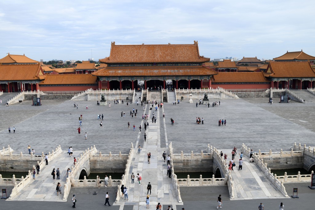 公民科的内地考察是公民科的一环。新华社图片