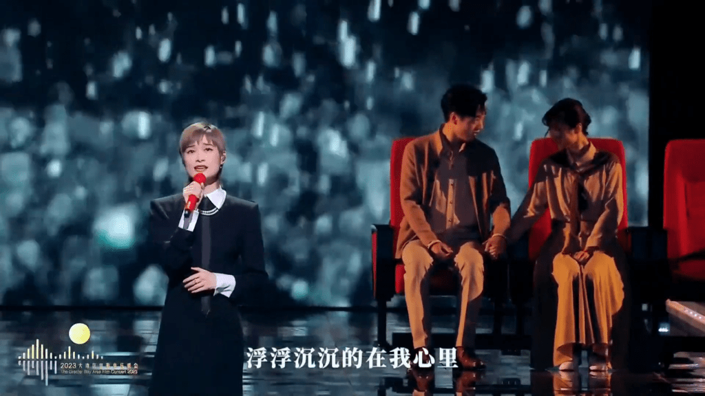 内地歌手李宇春演唱电影《一代宗师3D》主题曲《你是如此难以忘记》。