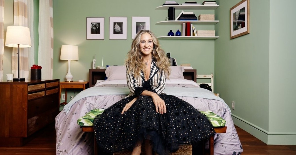 為慶祝《慾望城市》將在下月推出全新續集《華麗下半場》，Airbnb推出復刻版的凱莉公寓，歡迎影迷入住。飾演Carrie Bradshaw的Sarah Jessica Parker也將化身為Airbnb房東。