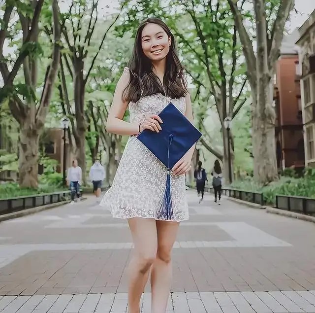 網傳宗婕莉在美國布林莫爾學院就讀時,是排球隊主力。搜狐@娛我有約 網傳宗婕莉在美國布林莫爾學院就讀時,是排球隊主力。搜狐@娛我有約