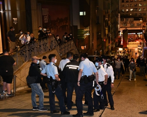 警員及消防到場了解。