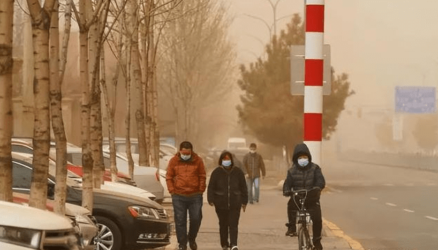 山東及北京等地會有揚沙或浮塵天氣。