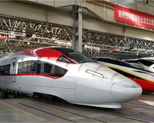 全球首列實現時速350公里高鐵貨物快運下線。中車唐山公司圖片