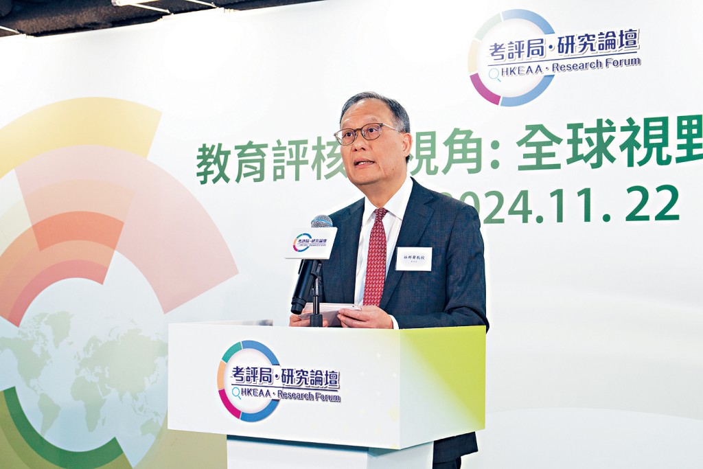 考評局昨公布本年度文憑試預測等級研究結果，共有12個科目的預測準確率過半。圖為考評局主席林群聲。