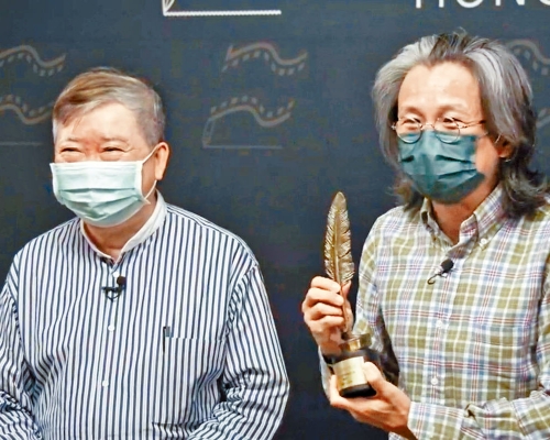 陳可辛代《奪冠》編劇領獎。