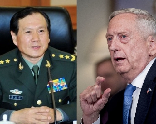 魏鳳和(左)和馬蒂斯兩人目前在新加坡,出席東盟國防部防長會議。